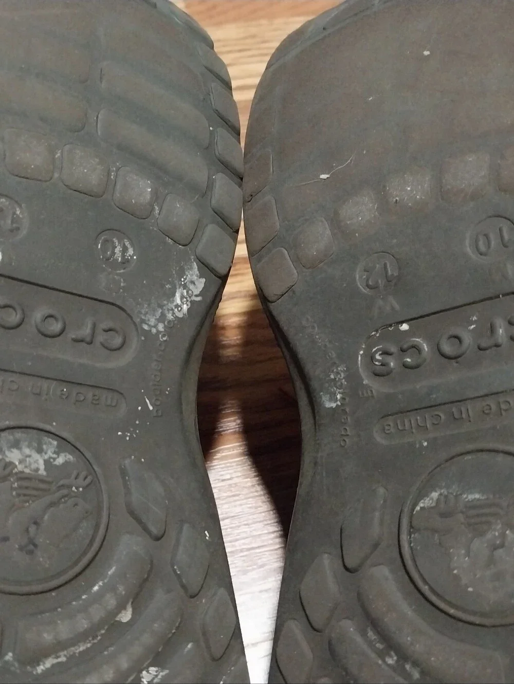 CROCS Fleece Lined Clog Sandals Men Size 10 Dark Brown Crocs